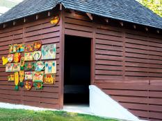 hedonism-happening-hut