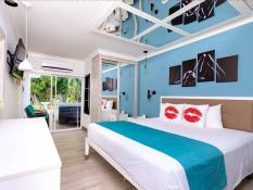 Hedonism-GNJP-Garden-View-Au-Naturel-Premium-Hot-Tub-Room-01