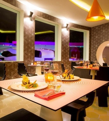 SHE Restaurant
